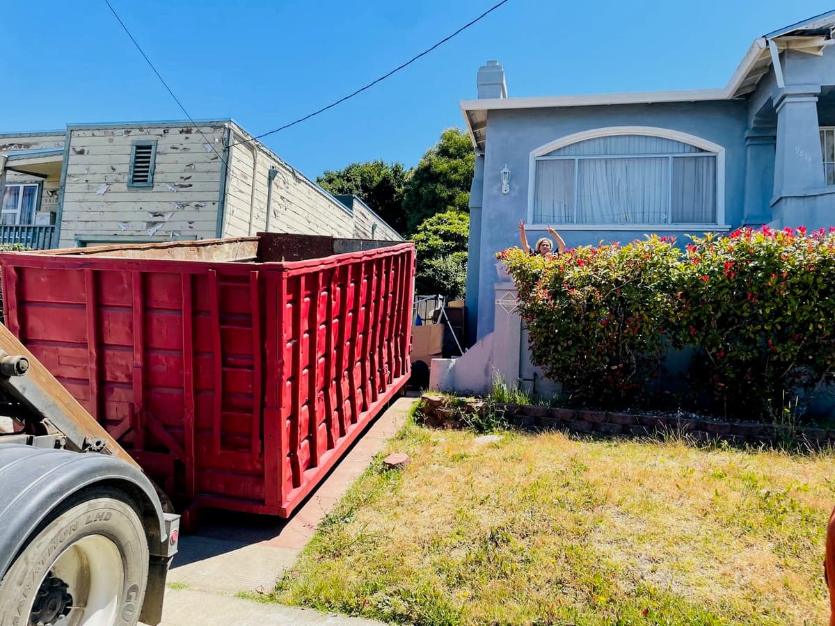 Residential dumpster rental for home renovation project
